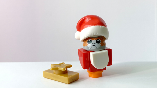Illustration for article titled Spoilin' Santa: What's Inside the LEGO Star Wars Advent Calendar?